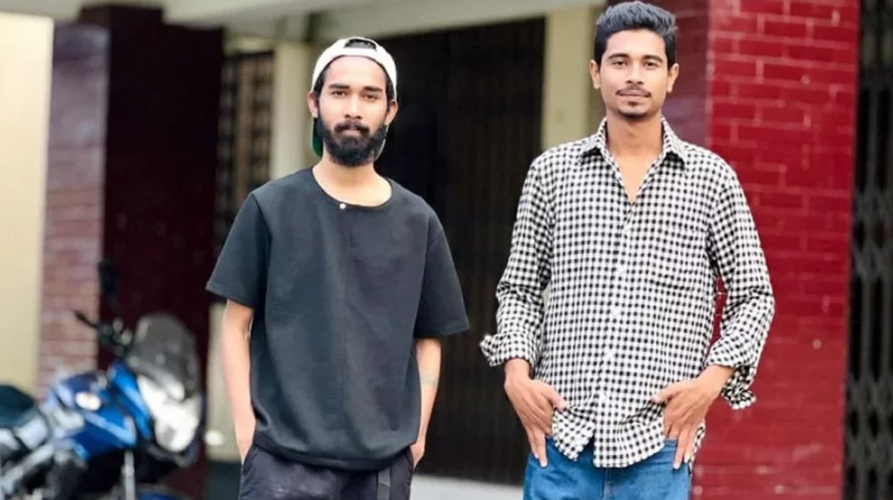 বন্ধুকে খুনের পর কুড়াল হাতে থানায় আত্মসমর্পণ