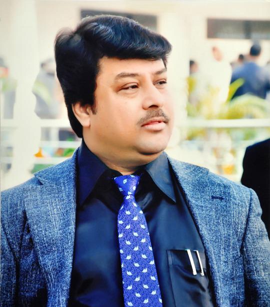 এশিয়ান টেলিভিশনের চেয়ারম্যান হলেন রূপায়ণ গ্রুপের চেয়ারম্যান মো.লিয়াকত আলী খাঁন মুকুল।