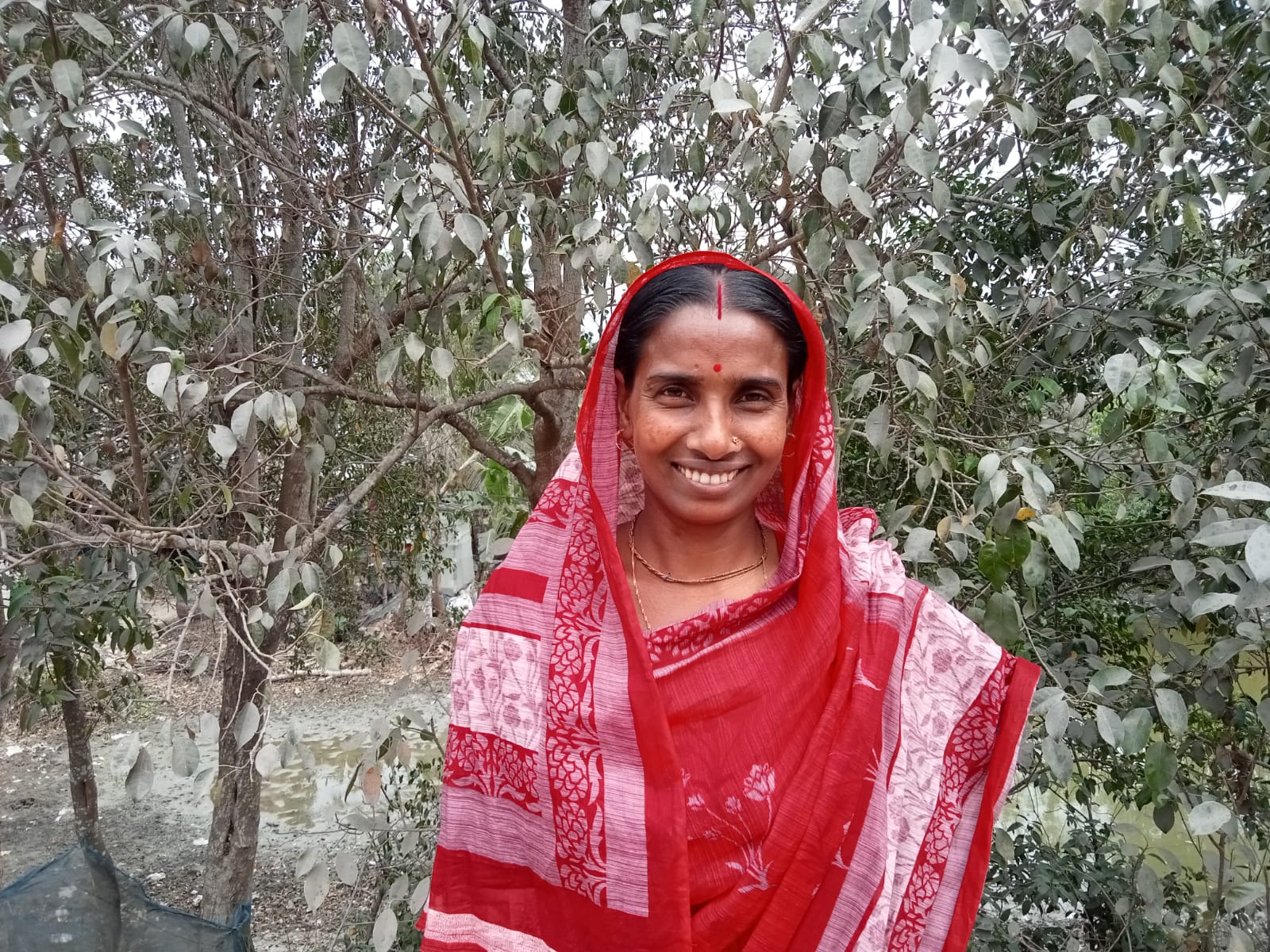 নেতৃত্বের গল্প শোনাতে তানজানিয়া যাচ্ছেন উপকূলের গৃহবধূ অপর্ণা