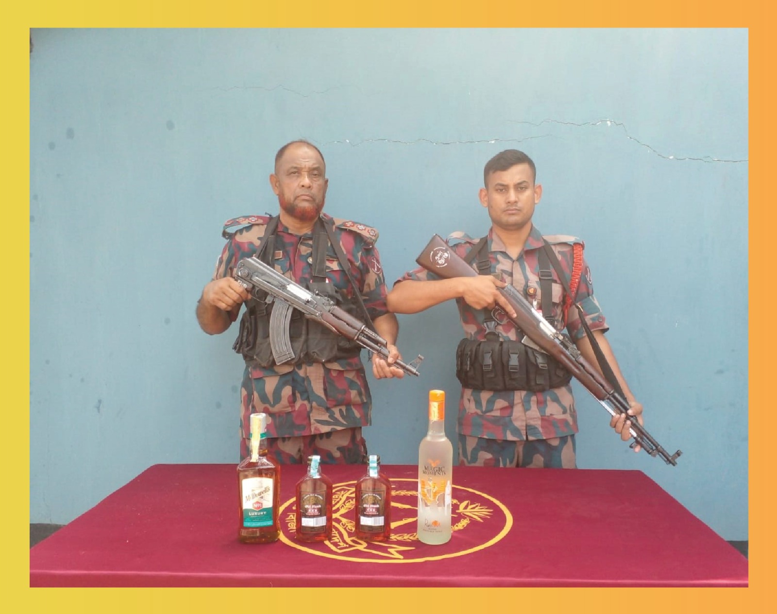 যশোর ব্যাটালিয়ন ৪৯ বিজিবির অভিযানে সীমান্ত থেকে ভারতীয় বিভিন্ন পন্য আটক।