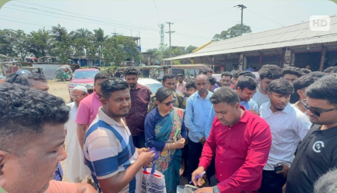 সাতক্ষীরার পাটকেলঘাটায় গাড়ি থেকে অকটেন উদ্ধার, জরিমানা আদায়