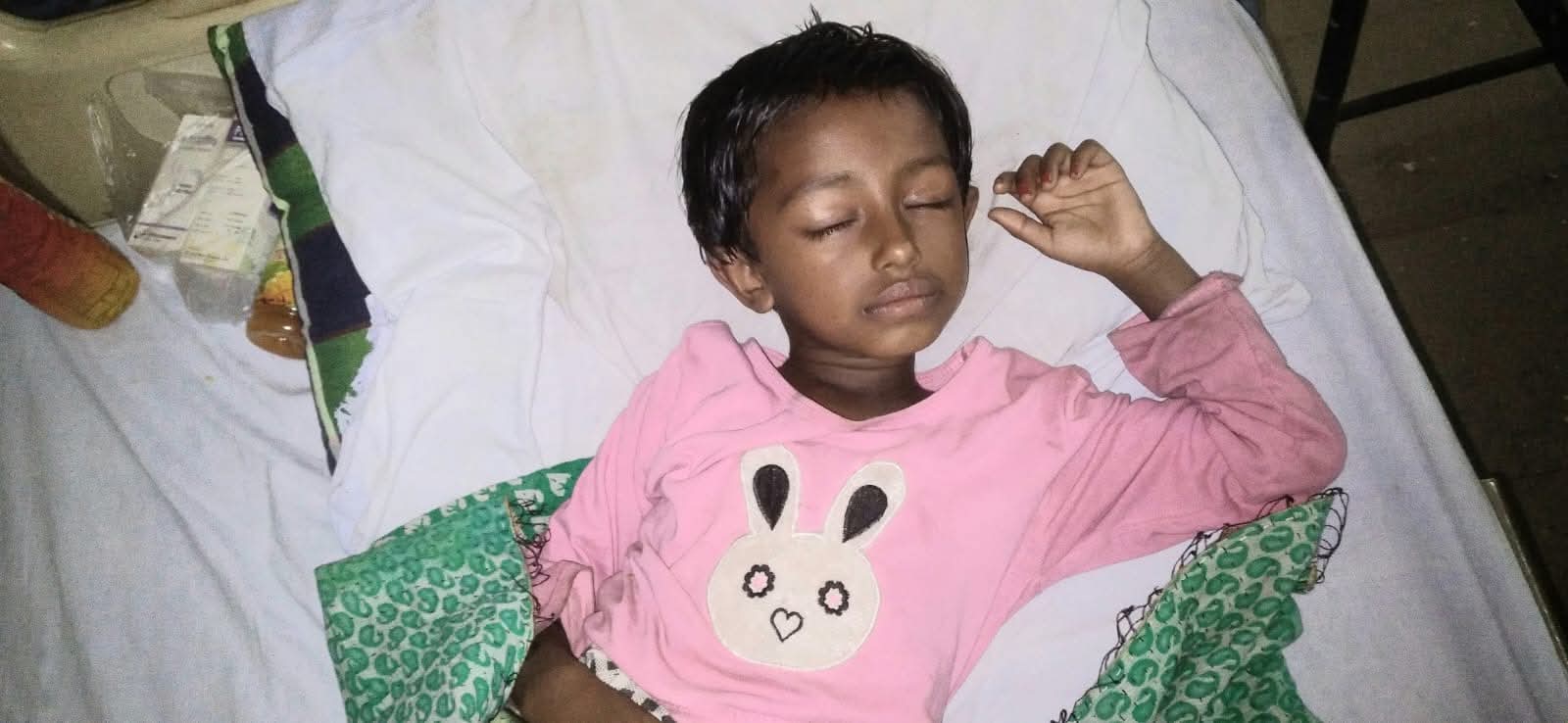 সাতক্ষীরার ব্রহ্মরাজপুরে শিশুকে অমানুষিক নির্যাতন