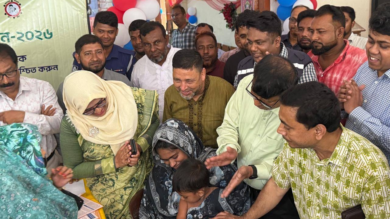 সাতক্ষীরায় ২ হাজার ৪১৭ কেন্দ্রে হাম-রুবেলা টিকাদান শুরু