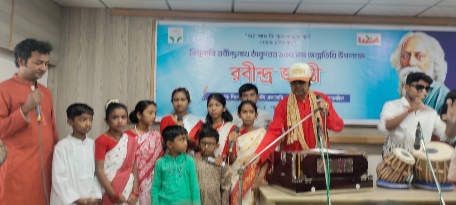 গানে ও ছন্দে সাতক্ষীরায় বৈশাখের বিদায়লগ্নে রবীন্দ্র-স্মরণ