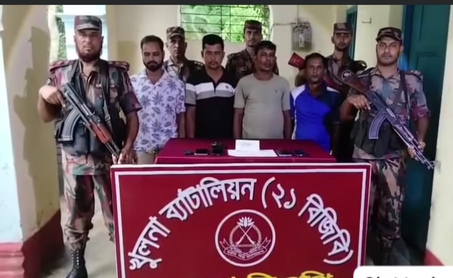 শার্শা কায়বা সীমান্তে ইয়াবা ট্যাবলেট উদ্ধার দুই ইউপি সদস্যসহ ৪ জন আটক।